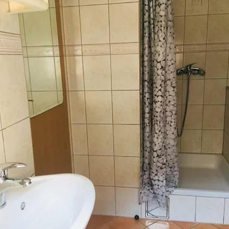 מלון דירות Djura סלצה